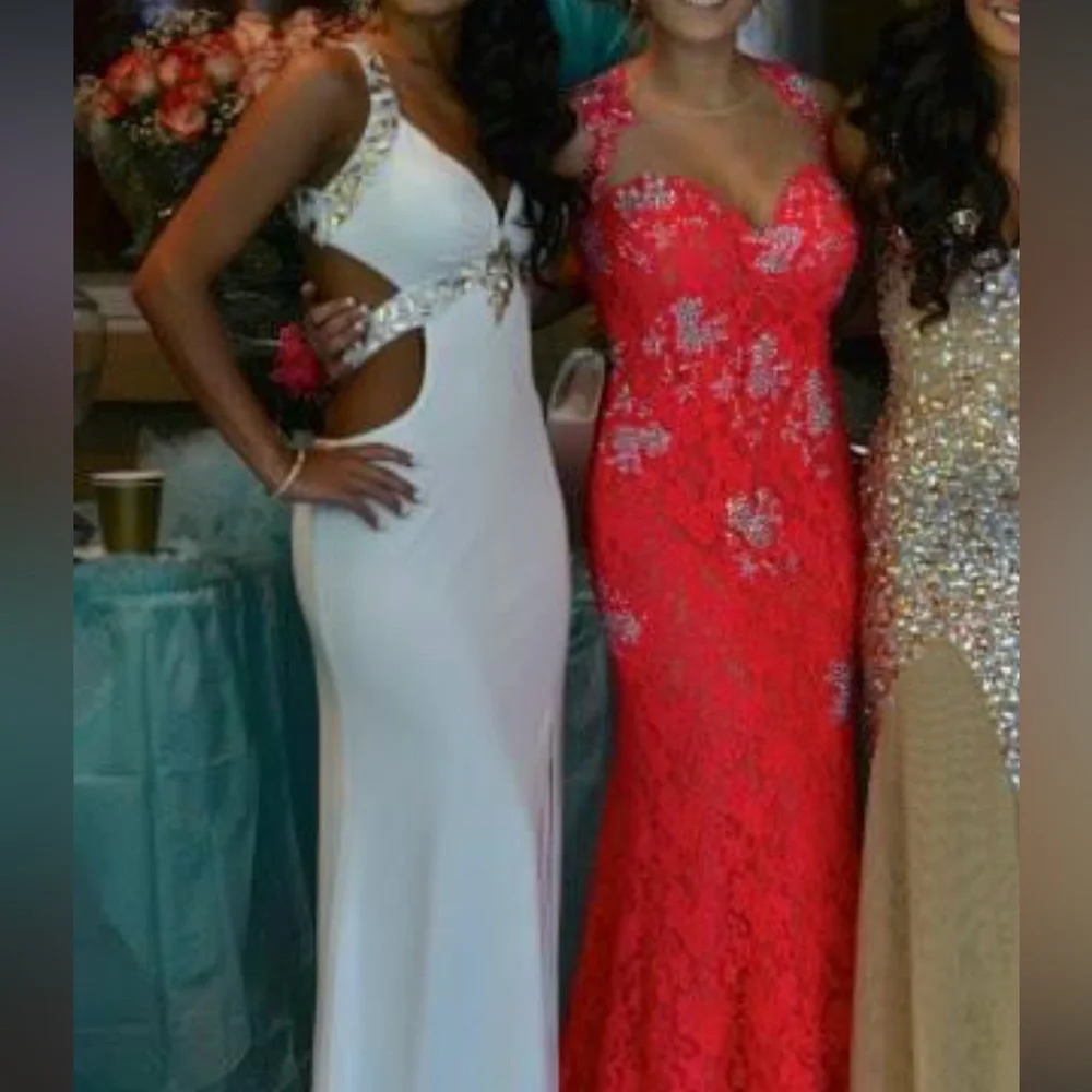 STUNNING White Tony Bowls PROM Dress - Picture 5 of 16